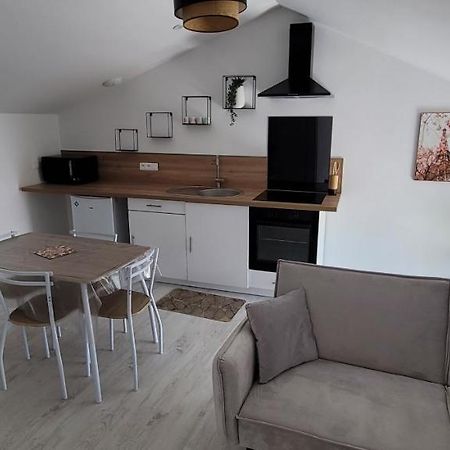 Saint-Julien-l'Ars Appartement Proche Futuroscope מראה חיצוני תמונה